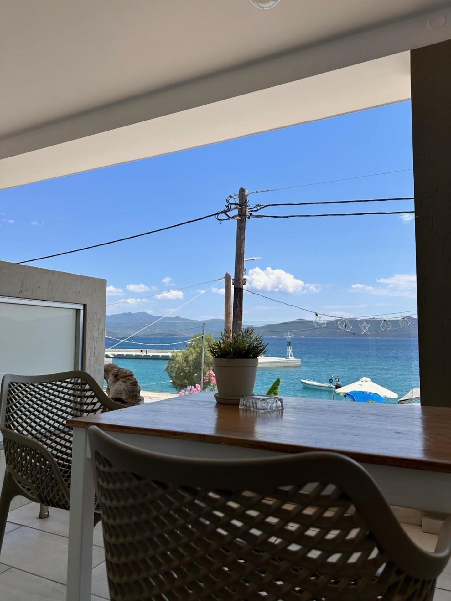 Oasi Luxury Apartments Глифа Экстерьер фото